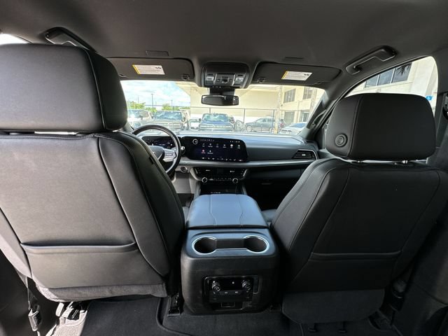 Certified 2025 Chevrolet Suburban LT w/ Comfort Package RWD image 31