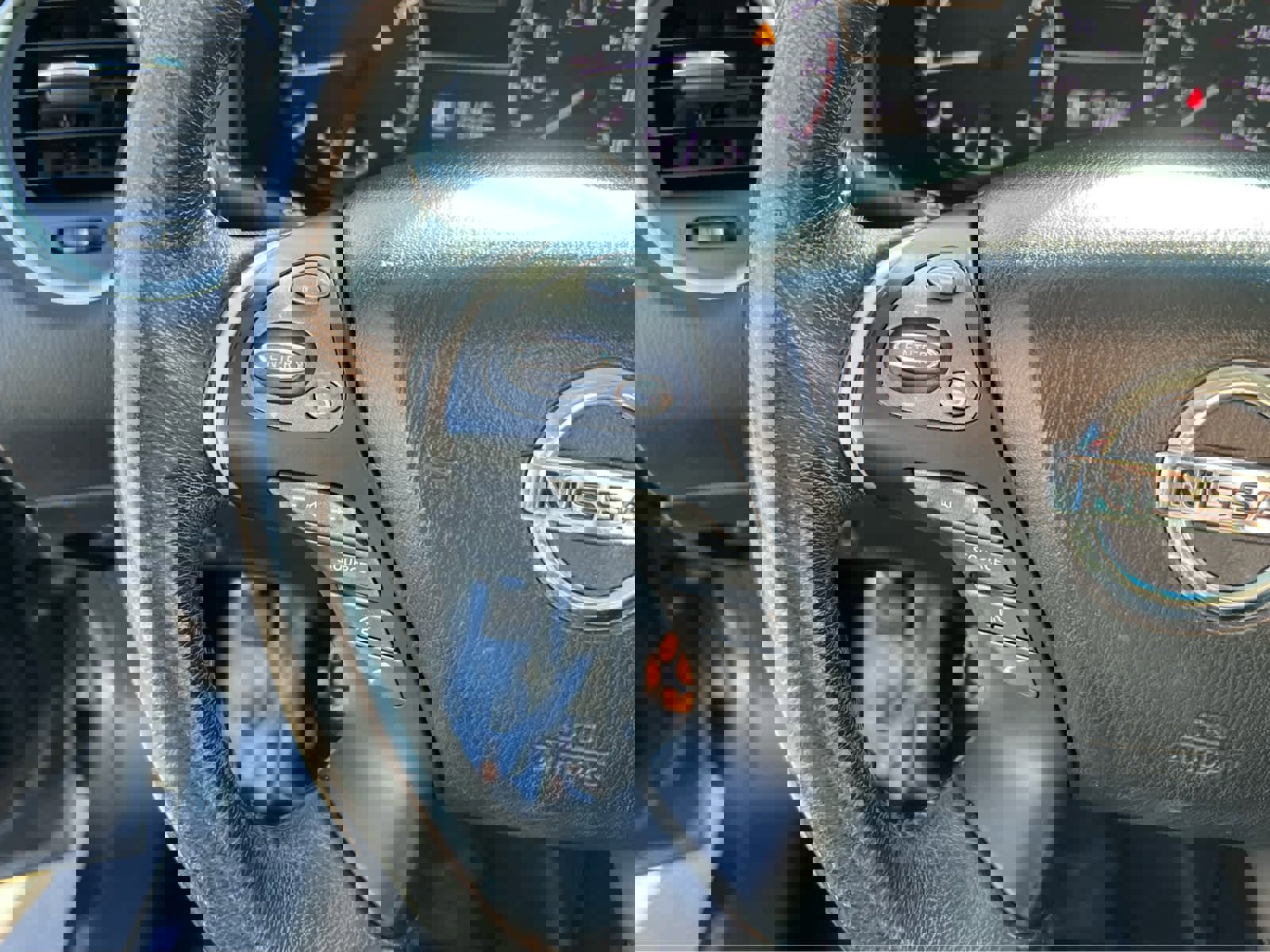 Used 2014 Nissan Pathfinder Platinum image 31