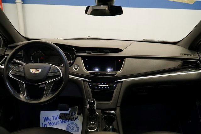 Certified 2022 Cadillac XT5 Premium Luxury image 9