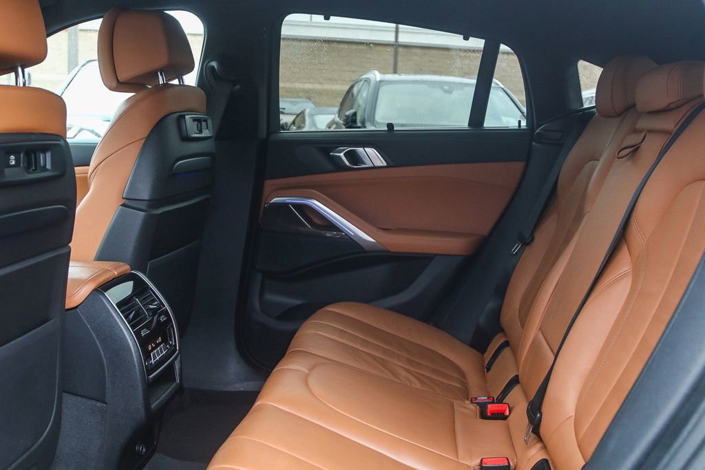 Certified 2022 BMW X6 xDrive40i w/ Executive Package image 20