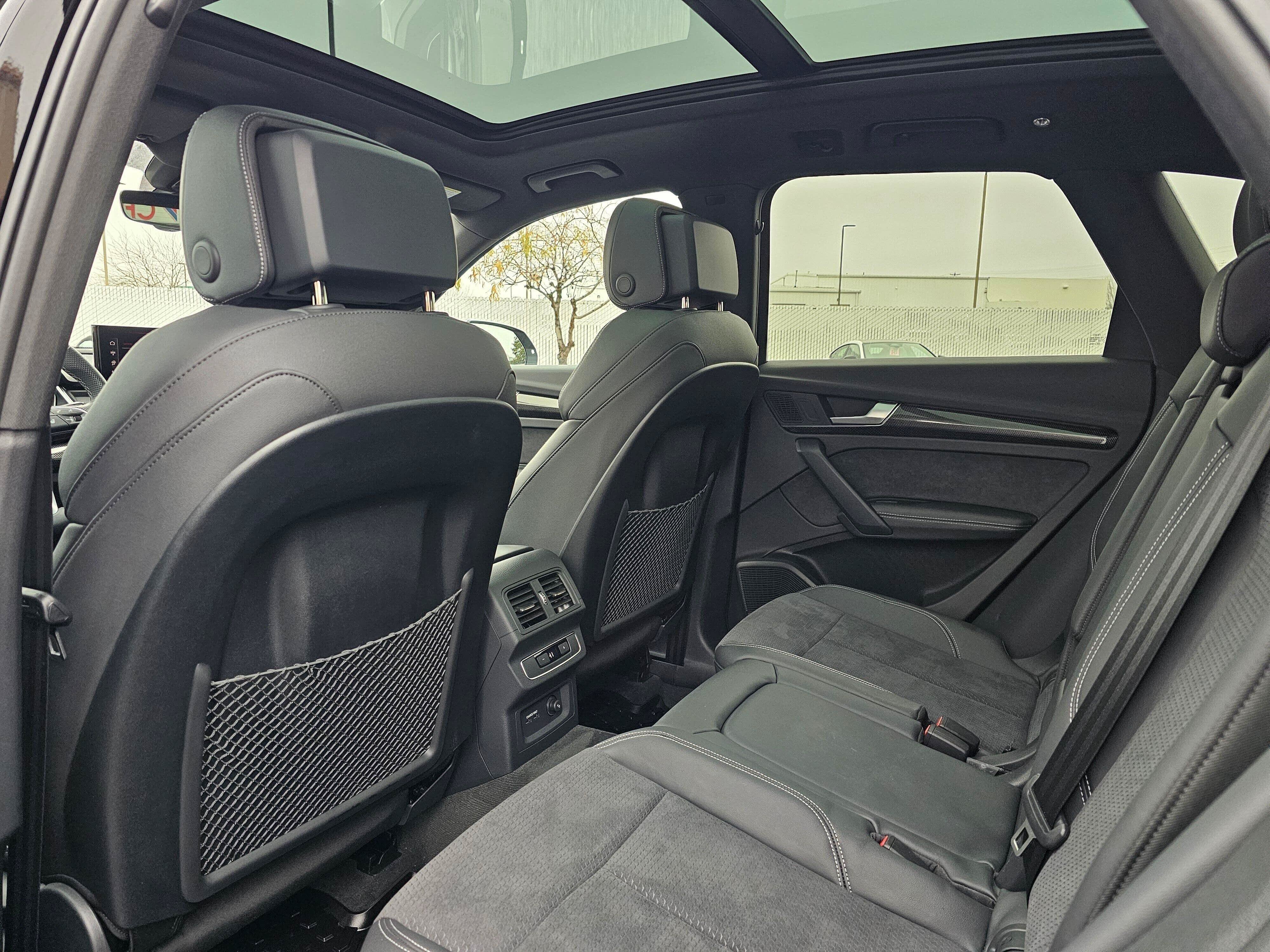 Certified 2025 Audi SQ5 Premium Plus w/ Premium Plus Package AWD/4WD image 10