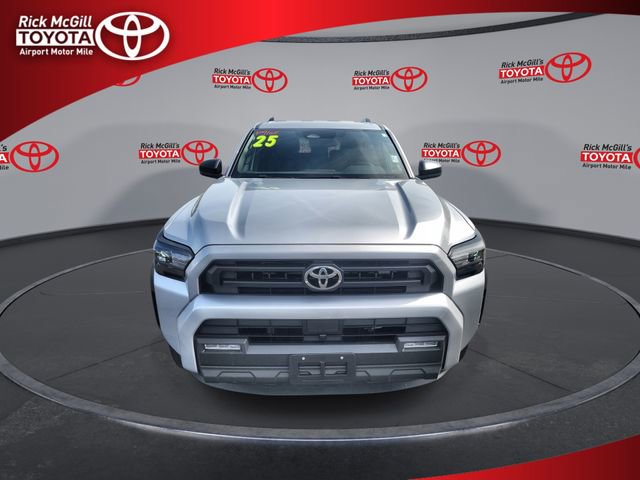 Certified 2025 Toyota 4Runner SR5 AWD/4WD image 3