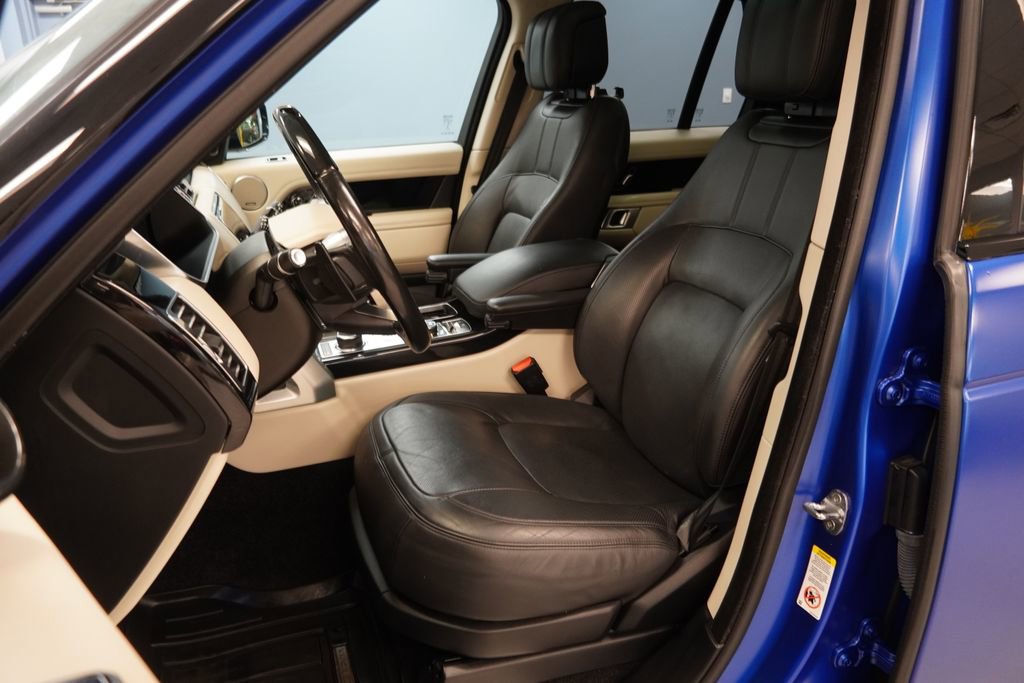 Used 2019 Land Rover Range Rover Supercharged AWD/4WD image 3