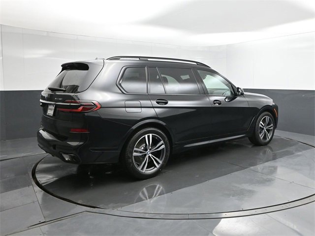 New 2026 BMW X7 xDrive40i image 7