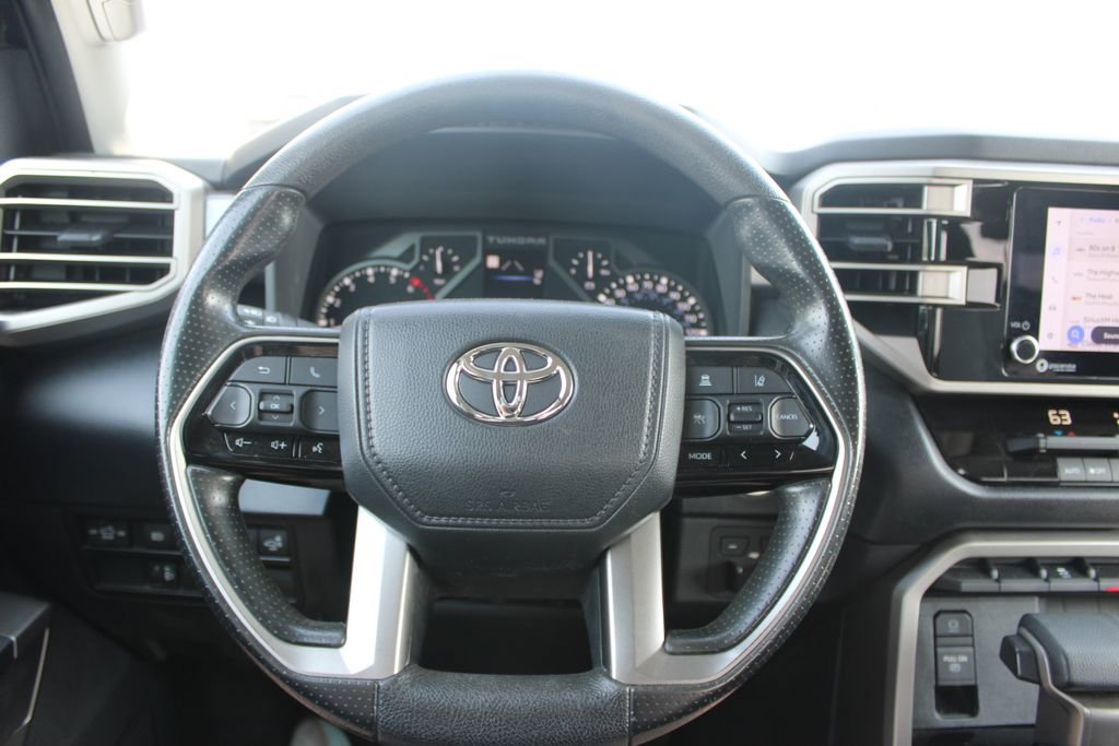 Used 2023 Toyota Tundra SR5 w/ SR5 Convenience Package AWD/4WD image 33
