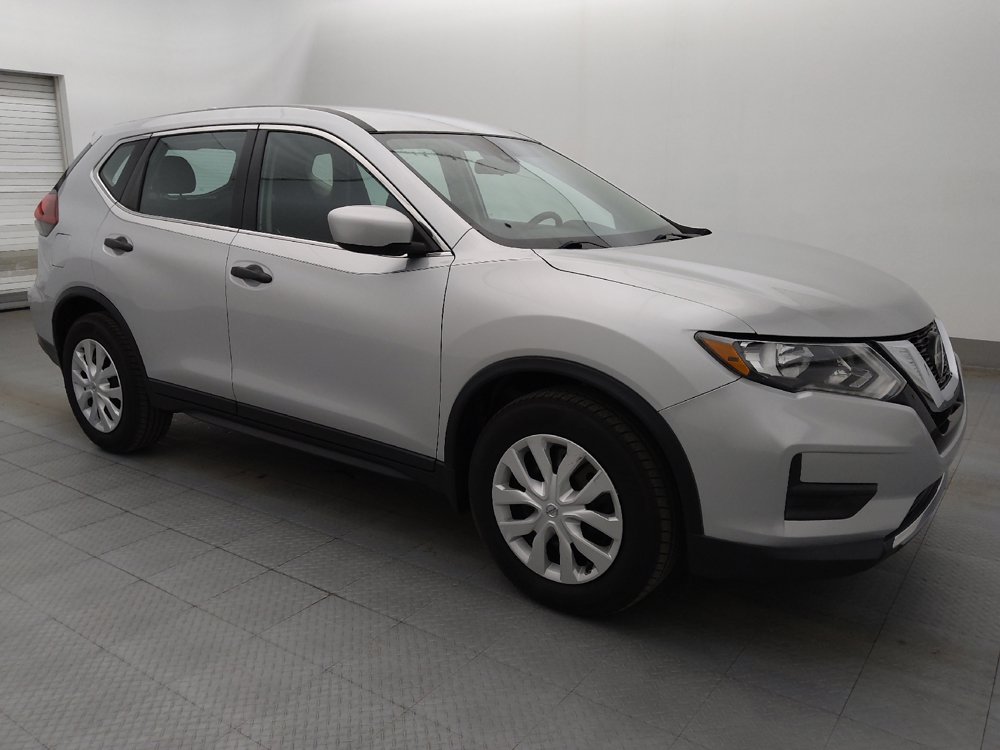 Used 2020 Nissan Rogue S FWD image 11