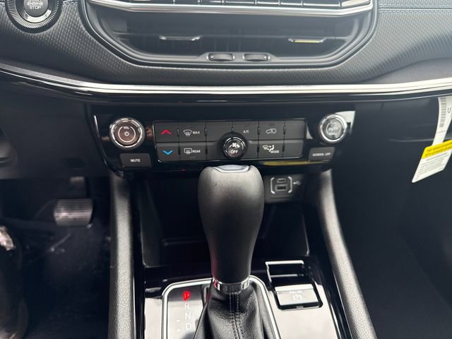 New 2026 Jeep Compass Latitude image 22