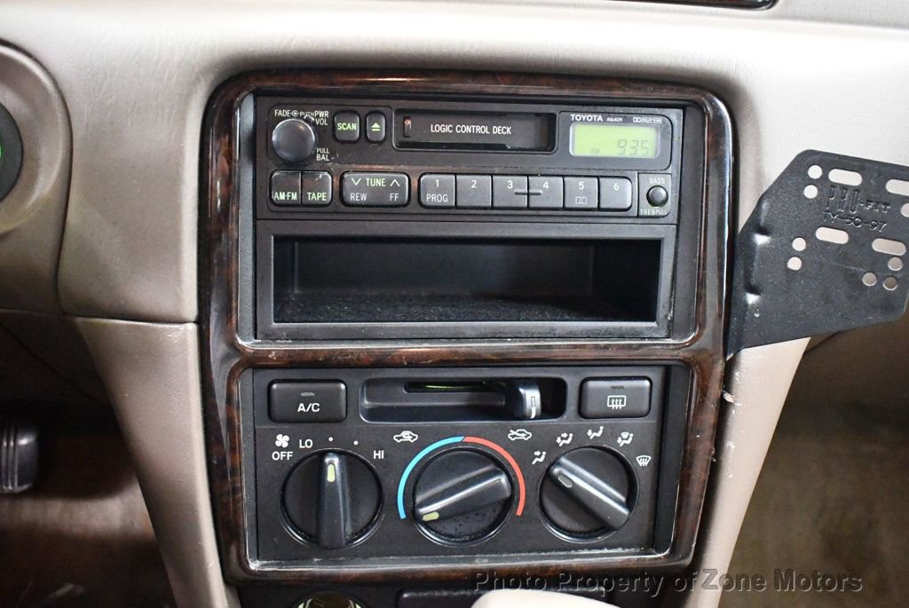 Used 1997 Toyota Camry LE image 29