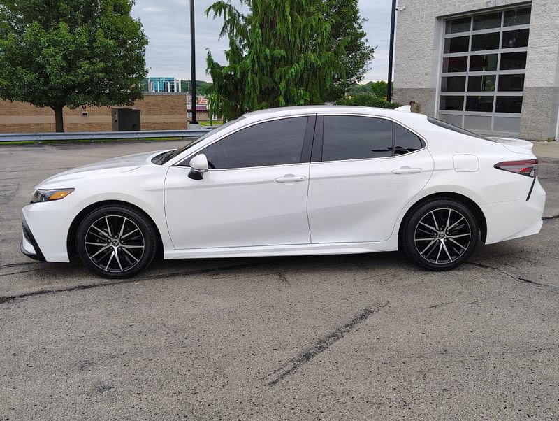 Used 2024 Toyota Camry SE FWD image 10