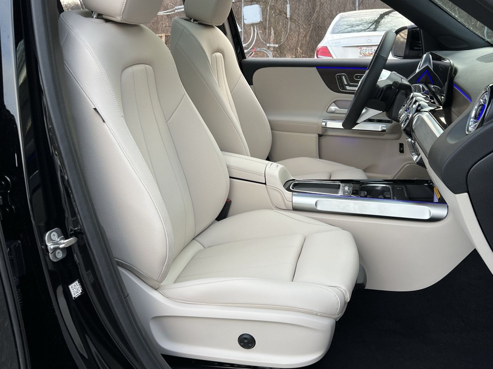 Certified 2026 Mercedes-Benz GLB 250 4MATIC image 26