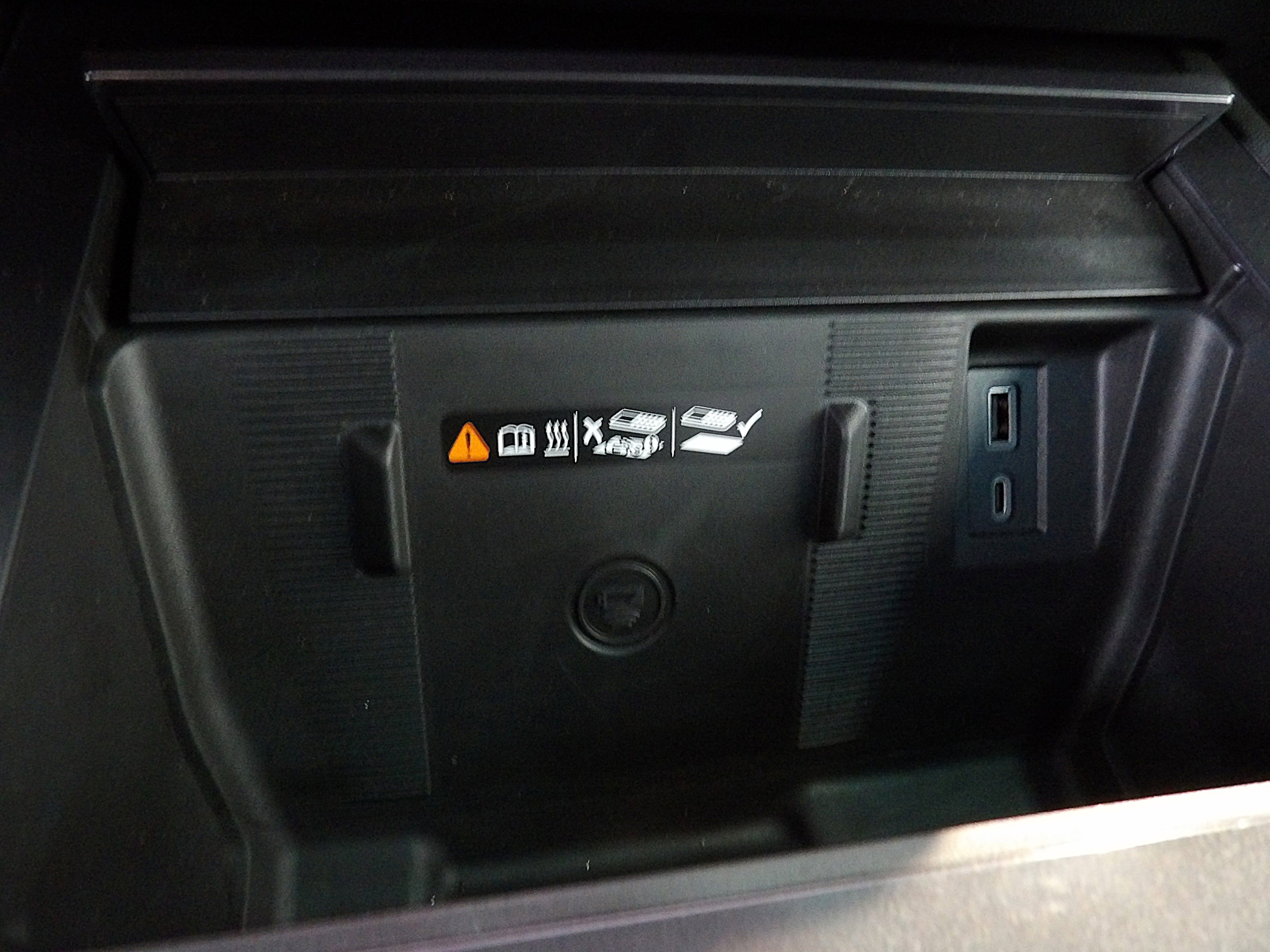 Used 2024 GMC Hummer EV 2X image 16