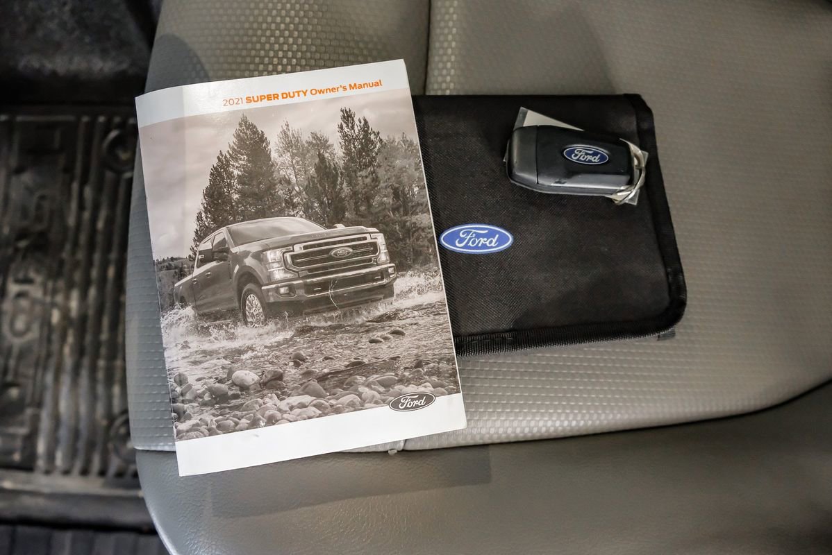 Used 2021 Ford F550 4x4 Crew Cab Super Duty w/ Power Equipment Group image 59