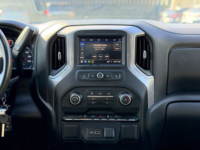 Used 2021 Chevrolet Silverado 1500 Custom AWD/4WD image 21