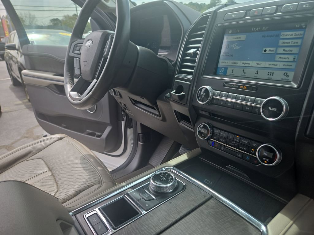 Used 2018 Ford Expedition Limited w/ Equipment Group 302A image 26