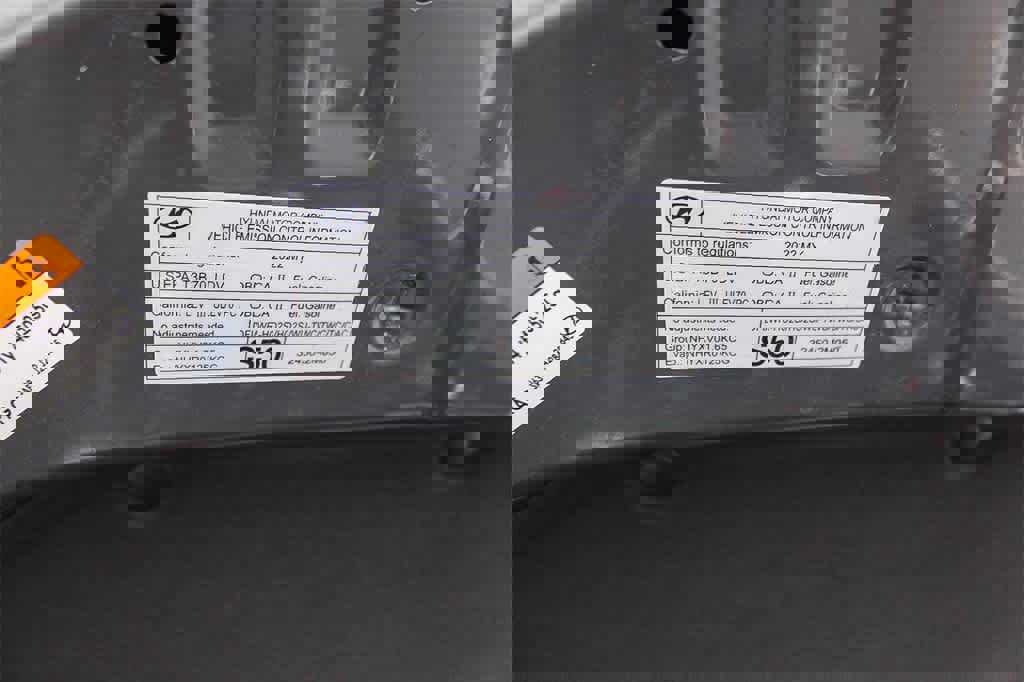 Certified 2022 Hyundai Kona Limited image 40