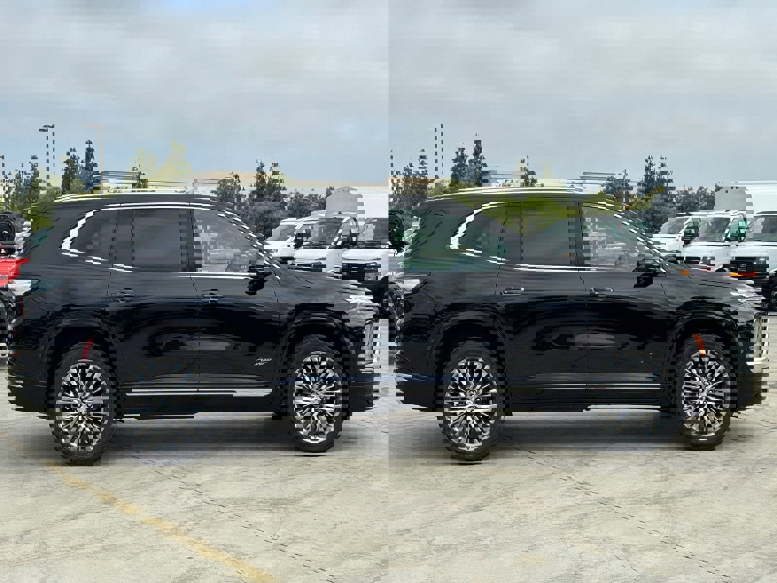 Used 2026 Buick Enclave Avenir w/ Super Cruise Package image 7