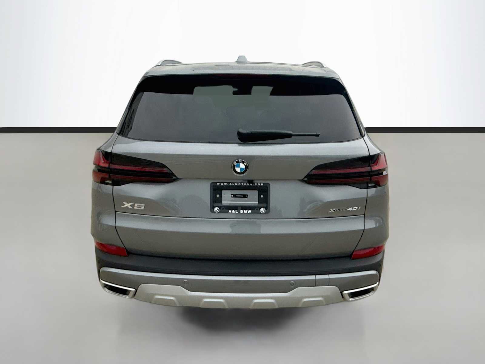 Used 2026 BMW X5 xDrive40i AWD/4WD image 4