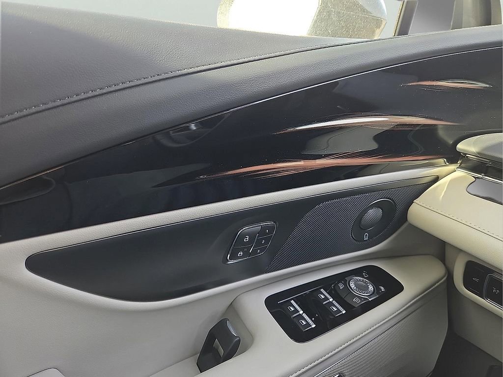 New 2026 Lincoln Nautilus Reserve AWD/4WD image 17