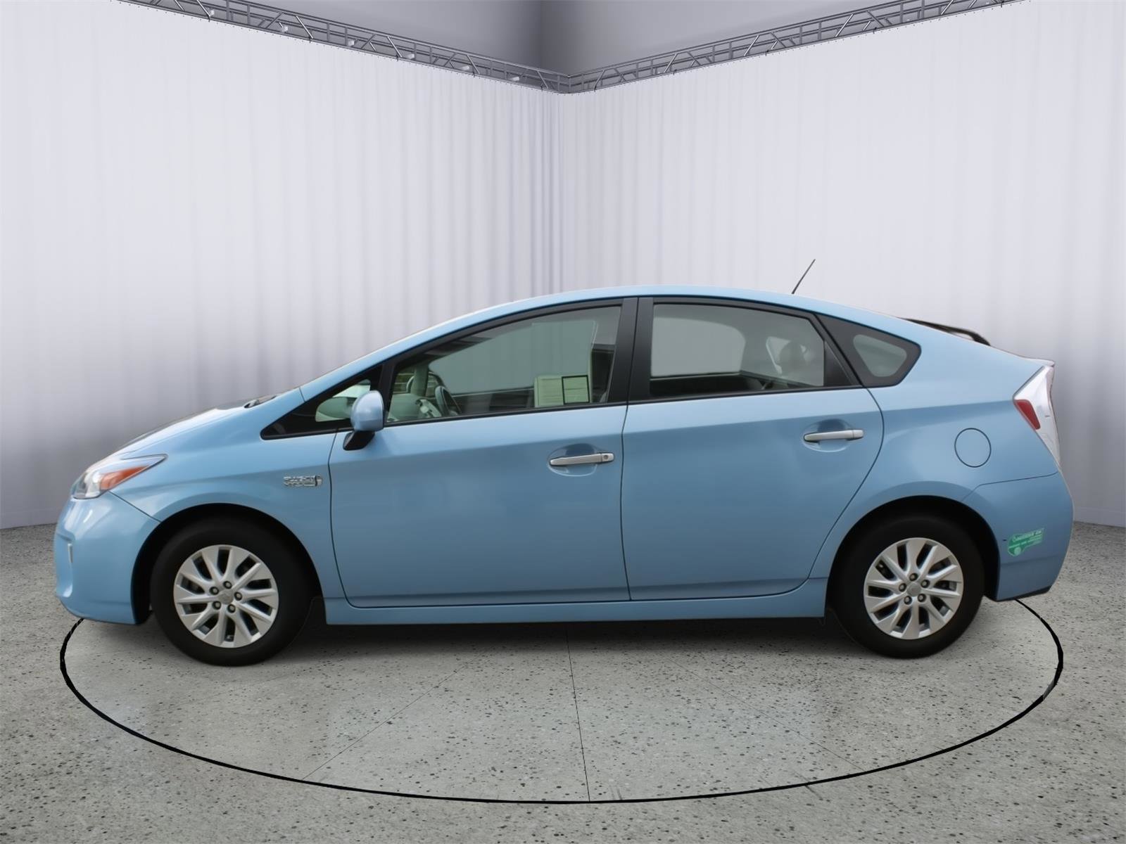 Used 2015 Toyota Prius Prime Advanced image 5