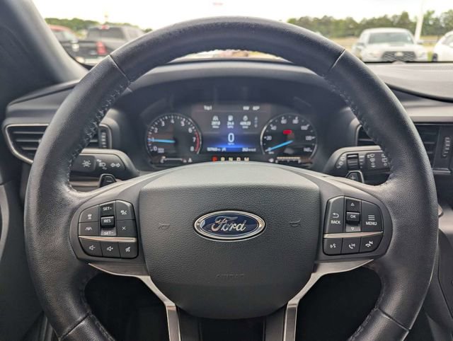 Used 2020 Ford Explorer Limited RWD image 30