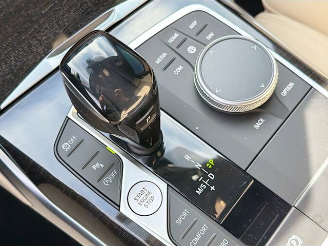 Used 2021 BMW 330i Sedan w/ Premium Package image 28