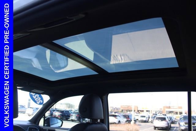 Used 2024 Volkswagen Tiguan SE R-Line image 28