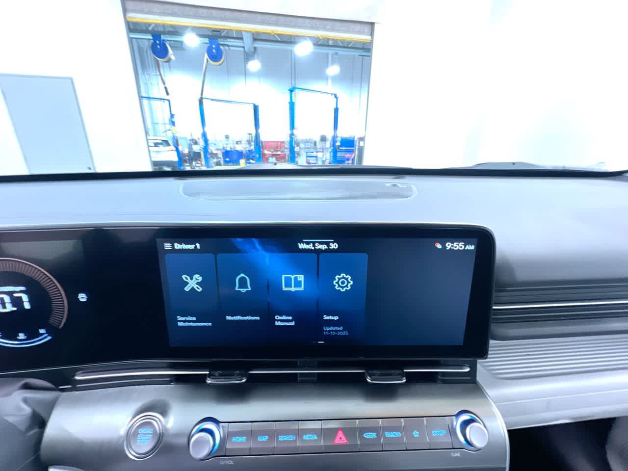 Used 2024 Hyundai Kona SEL FWD image 25