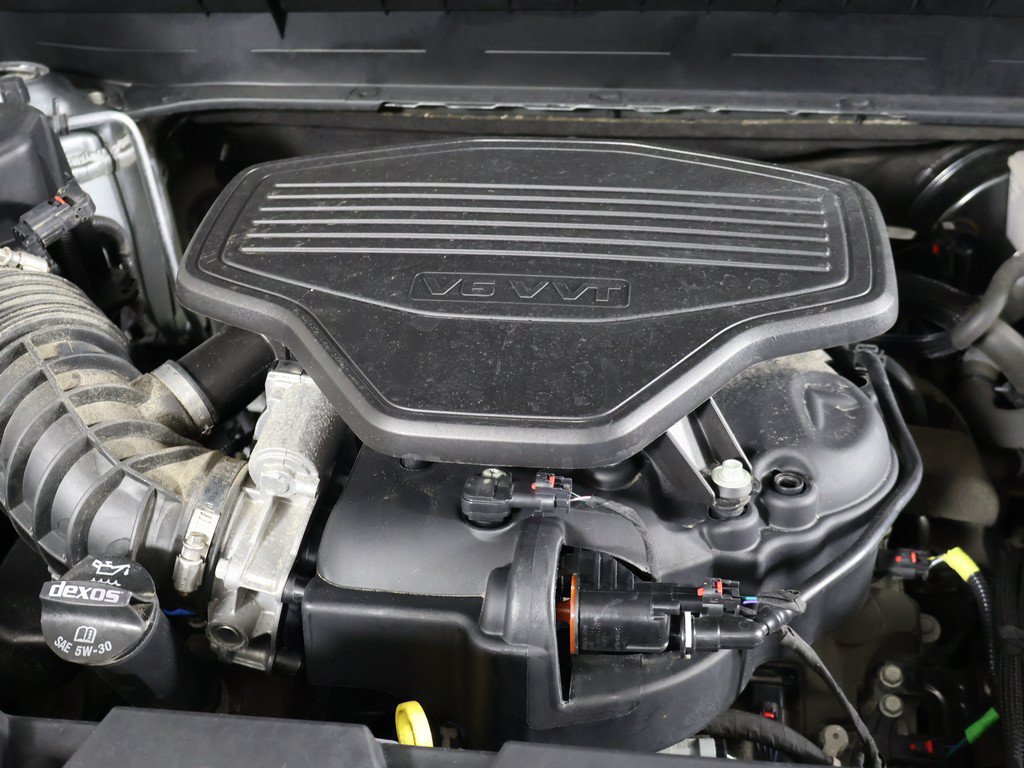 Used 2023 GMC Acadia AT4 w/ Preferred Package AWD/4WD image 23