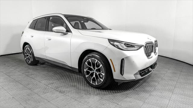 Used 2025 BMW X3 xDrive30i w/ Premium Package AWD/4WD image 11
