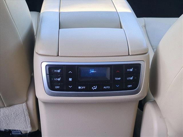 Used 2014 Toyota Highlander Limited Platinum image 18