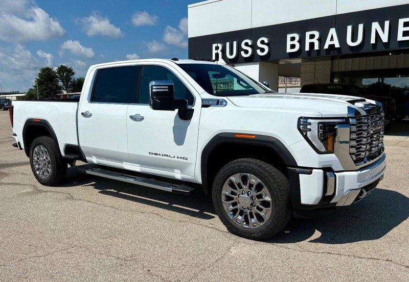 New 2026 GMC Sierra 2500 Denali w/ Denali Reserve Package AWD/4WD image 2