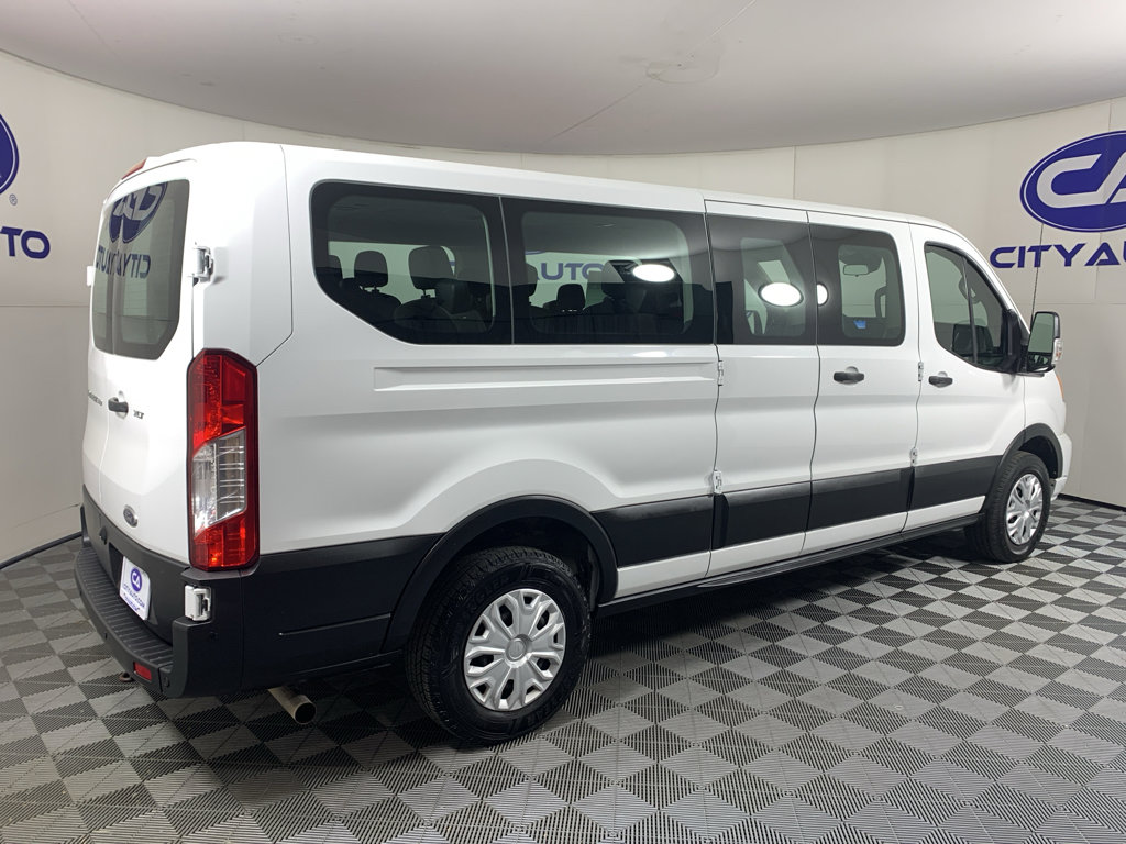 Used 2021 Ford Transit 350 XLT image 3