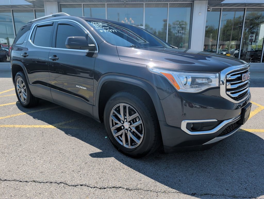 Used 2018 GMC Acadia SLT w/ LPO, Floor Liner Package FWD video 2