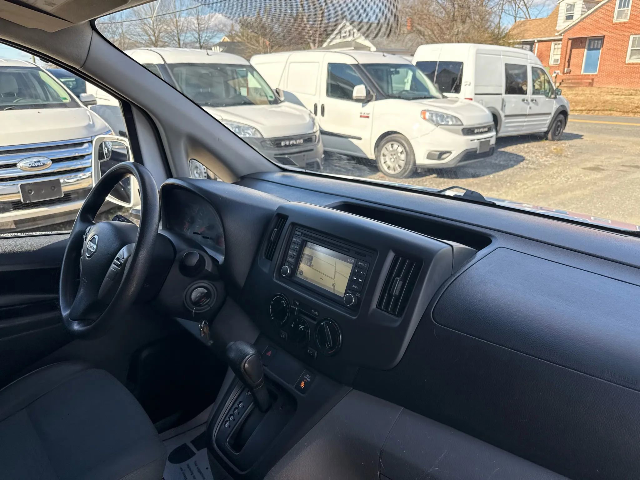 Used 2019 Nissan NV200 SV w/ Navigation Package image 34