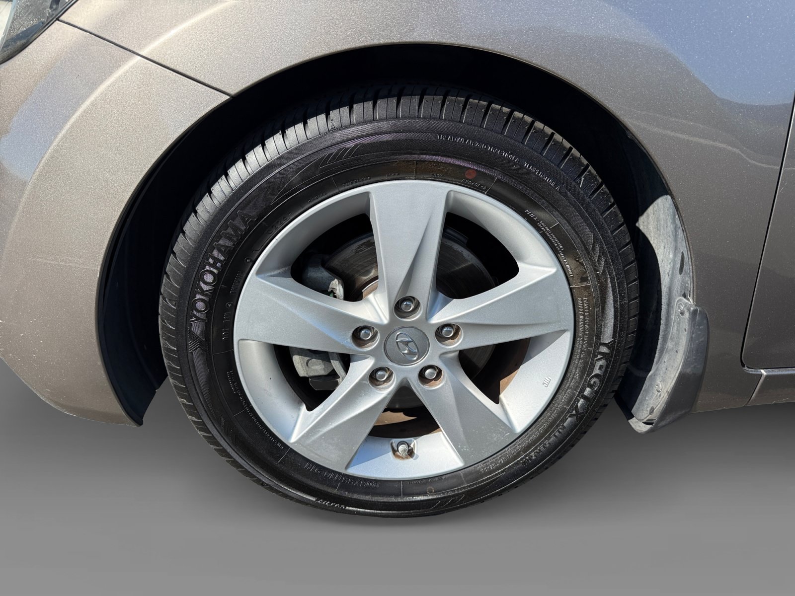 Used 2013 Hyundai Elantra GLS FWD image 9