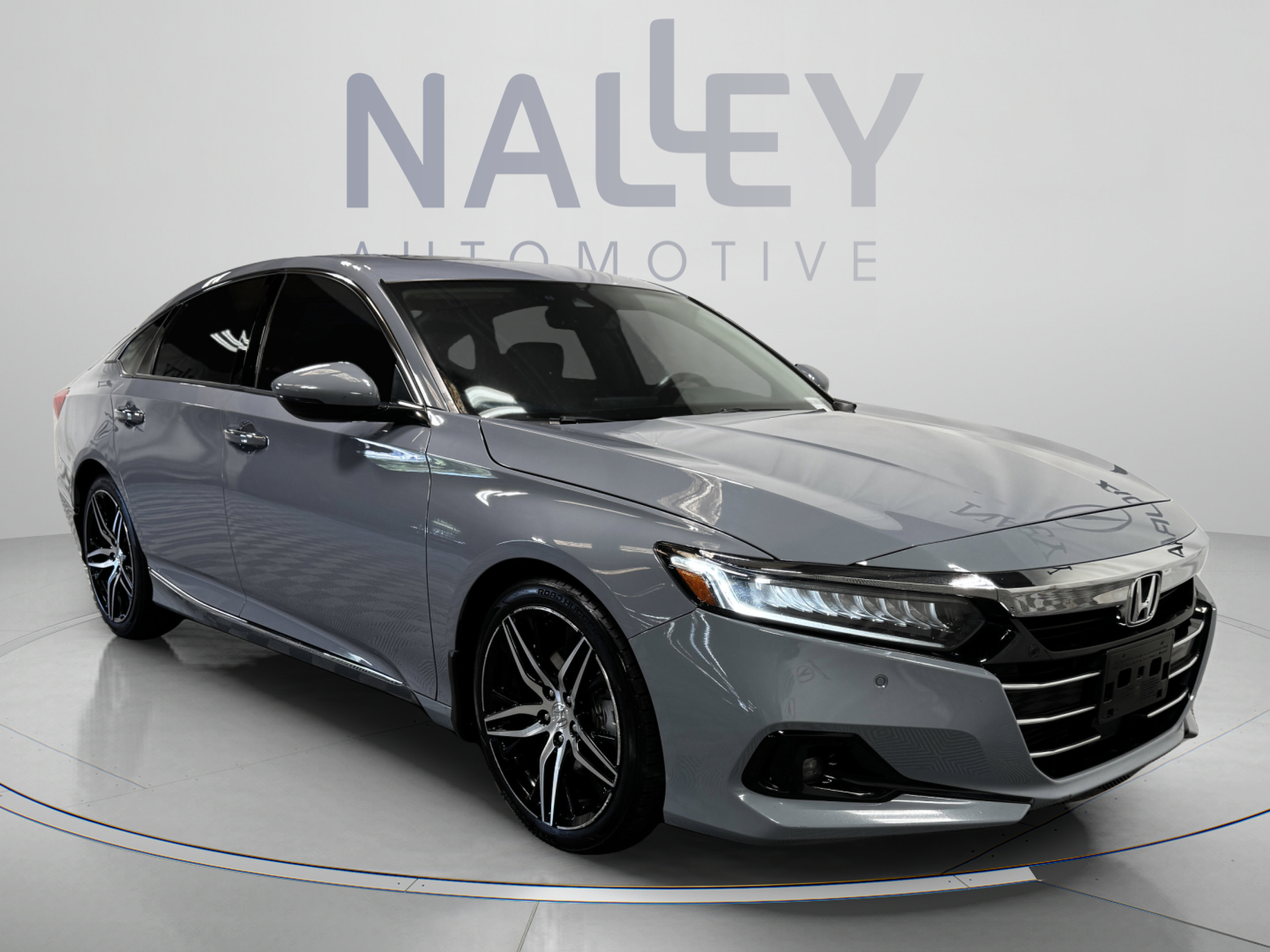 Used 2021 Honda Accord Touring image 7