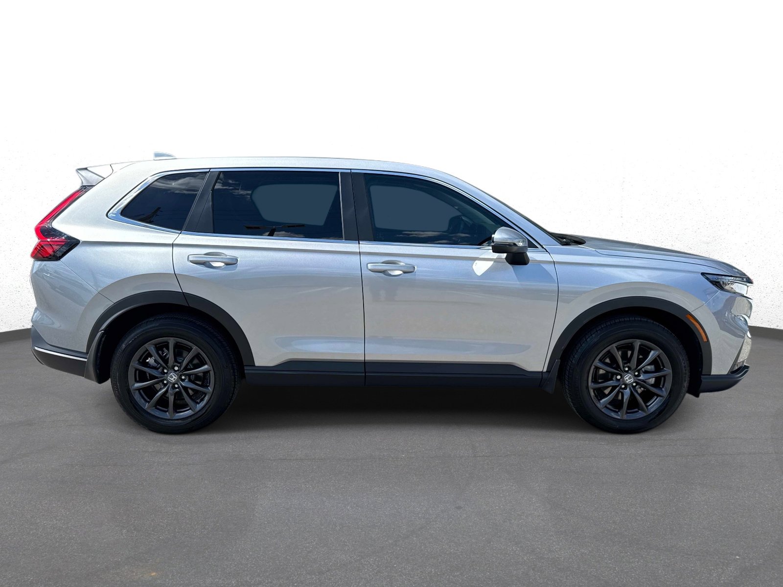 Used 2026 Honda CR-V EX-L image 2