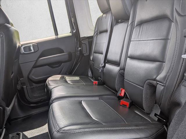 Used 2021 Jeep Wrangler Unlimited Sahara AWD/4WD image 19