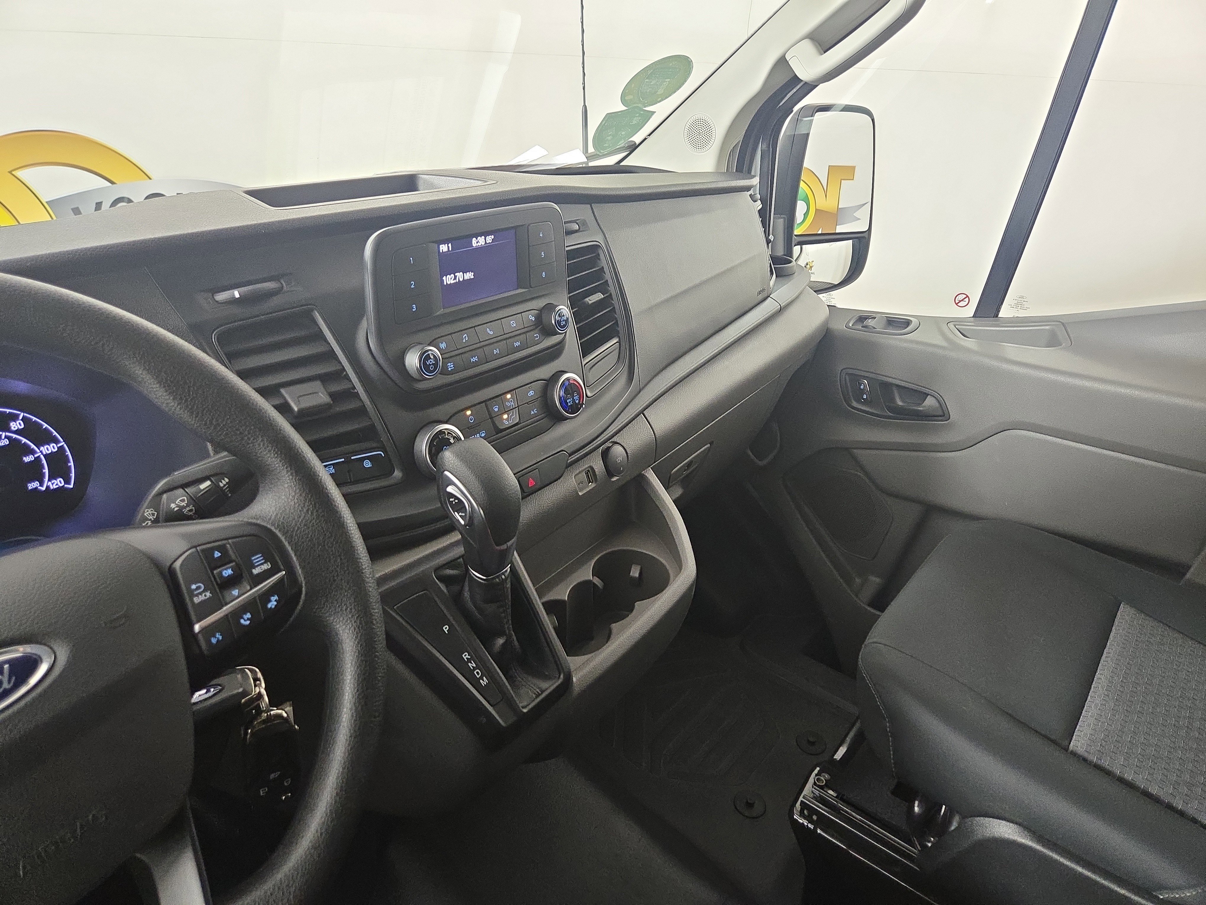 Used 2024 Ford Transit 250 Low Roof AWD w/ Exterior Upgrade Package image 23