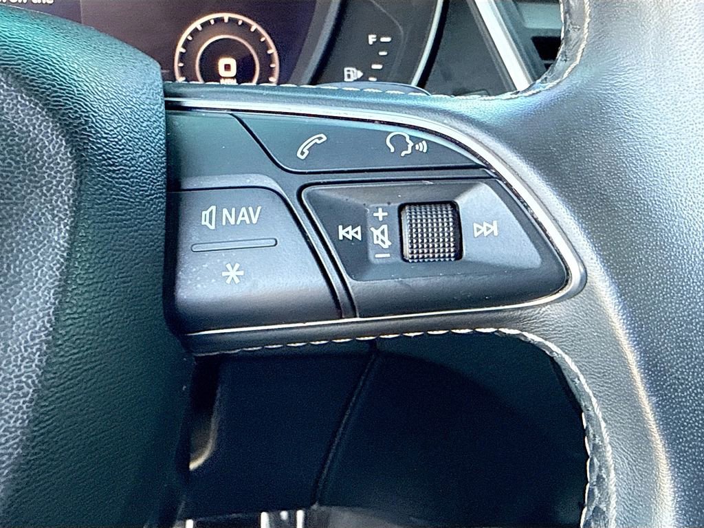 Used 2019 Audi SQ5 Premium Plus w/ Premium Plus Package AWD/4WD image 38