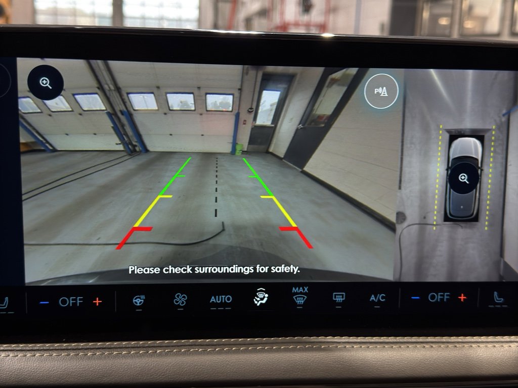 Used 2023 Lincoln Corsair Reserve w/ Equipment Group 202A image 29