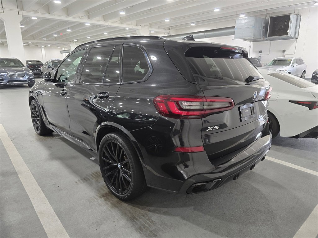 Certified 2022 BMW X5 sDrive40i w/ M Sport Package image 4