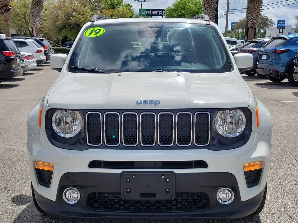Used 2019 Jeep Renegade Latitude w/ Popular Equipment Group FWD image 7