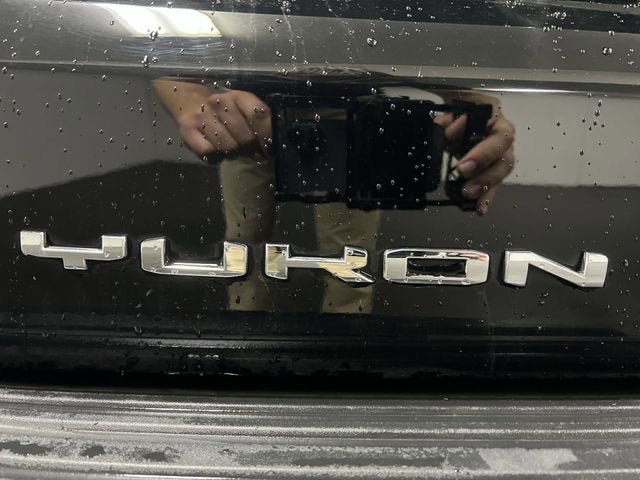 Certified 2025 GMC Yukon AT4 Ultimate w/ LPO, Floor Liner Package AWD/4WD image 33