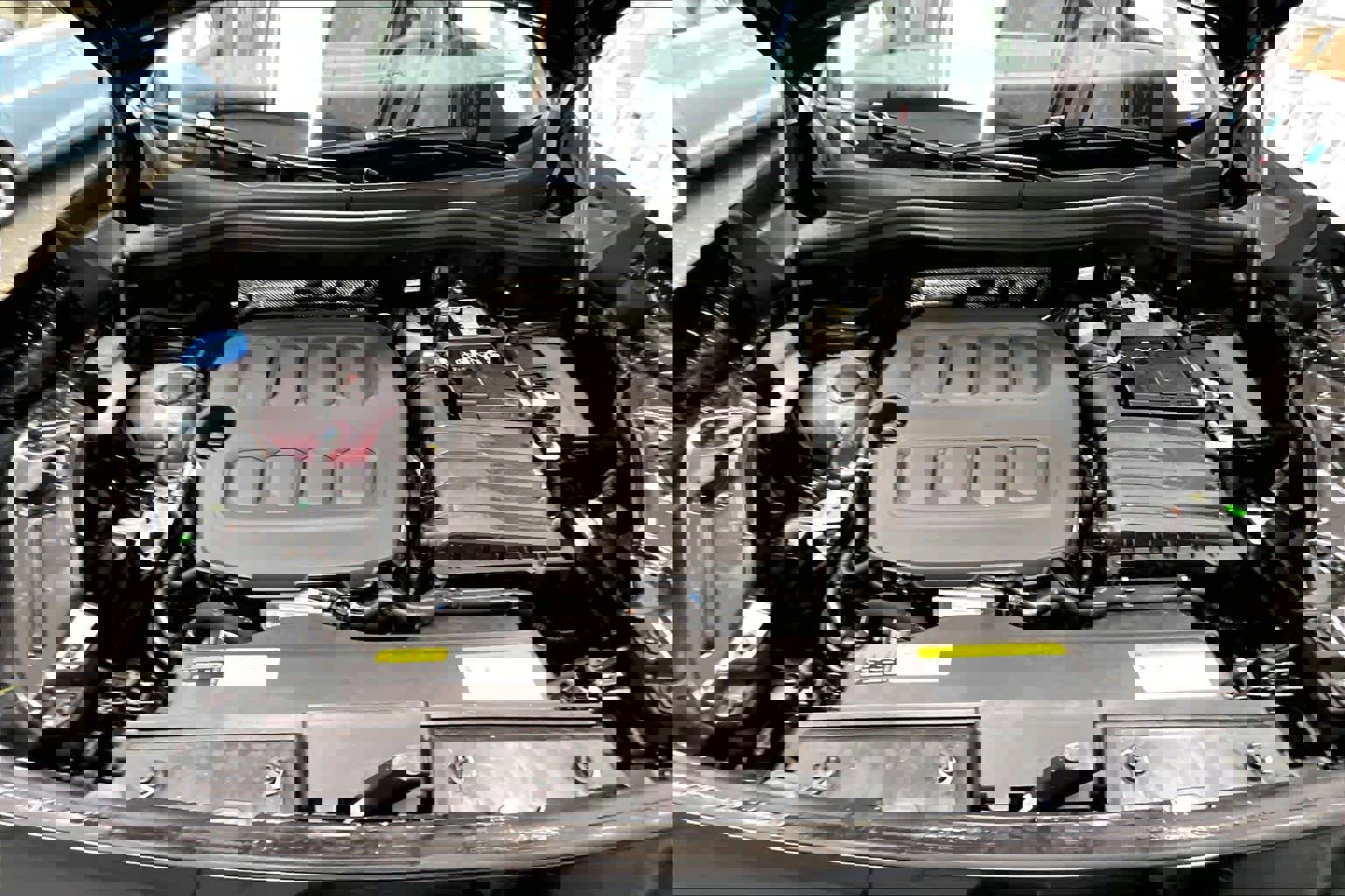 New 2026 Volkswagen Tiguan SE image 13