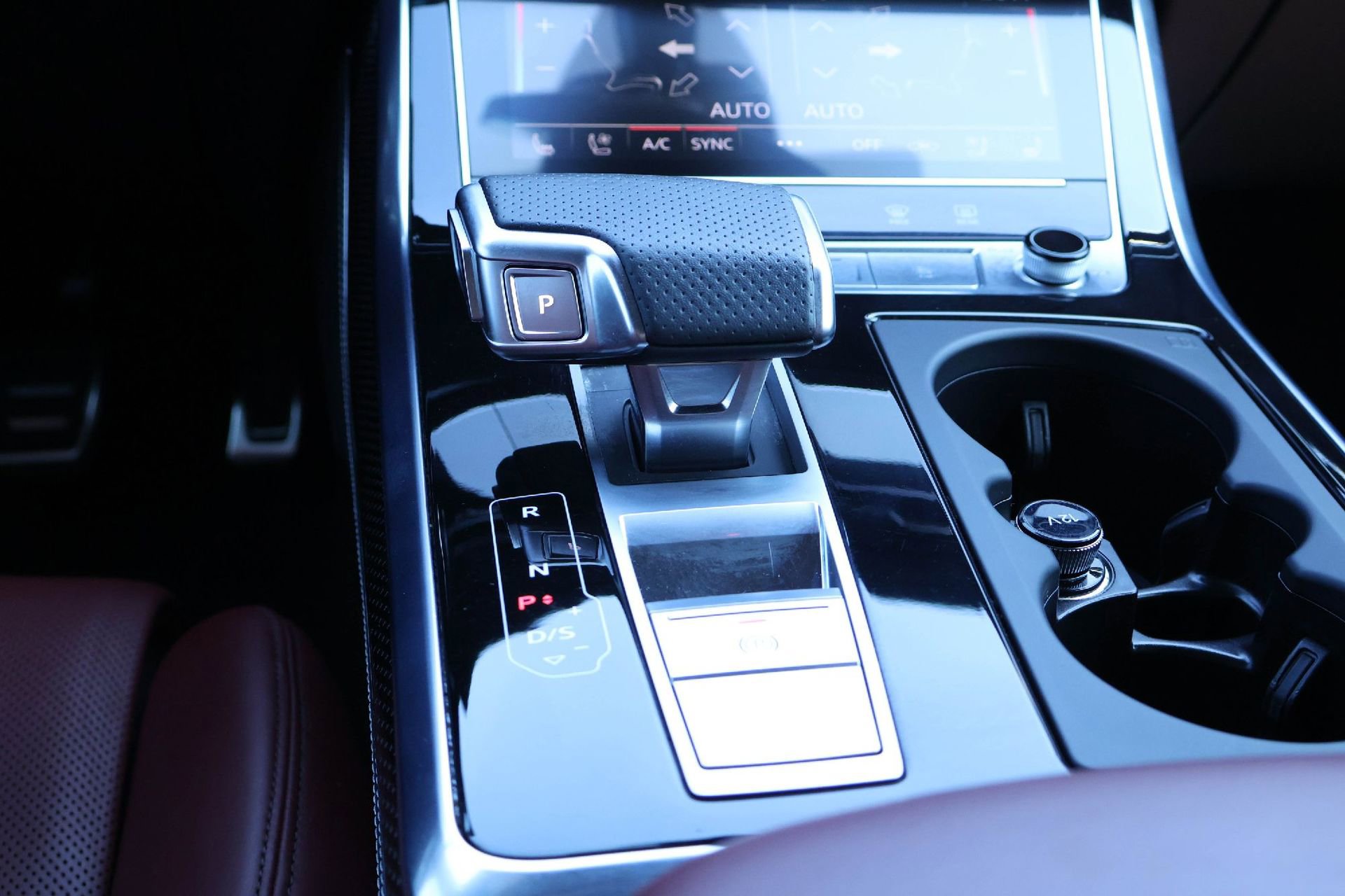 Used 2024 Audi SQ7 Prestige image 17