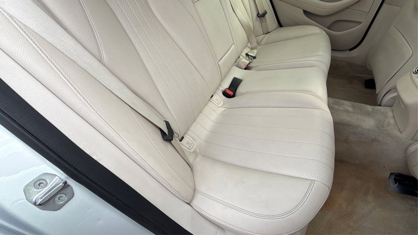 Used 2018 Mercedes-Benz E 300 image 20