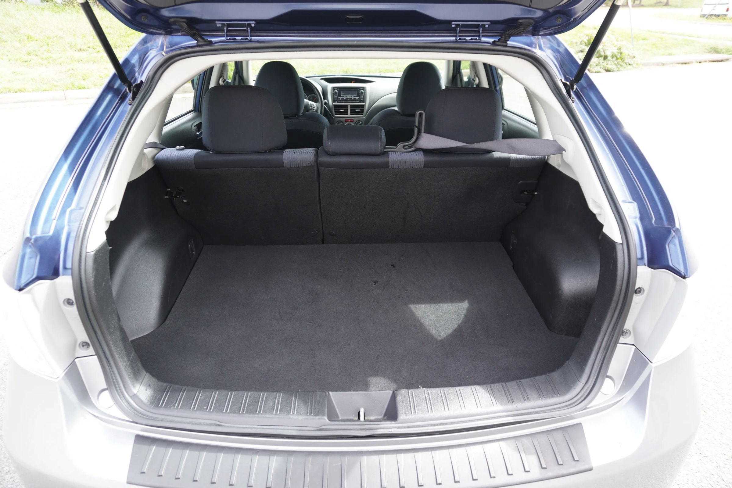 Used 2011 Subaru Impreza Outback Sport AWD/4WD image 22