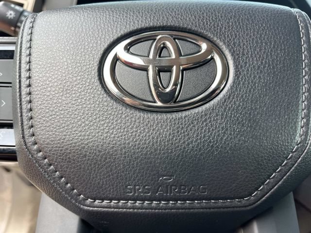 Used 2023 Toyota Tundra SR5 w/ SR5 Convenience Package AWD/4WD image 36