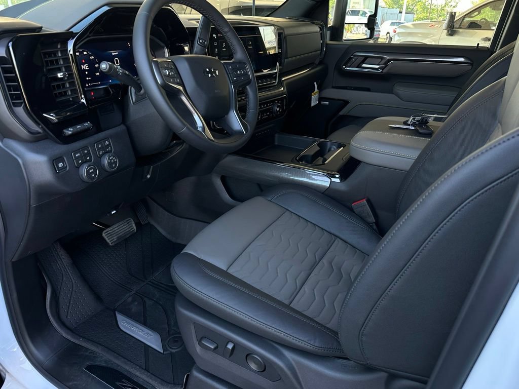 New 2026 Chevrolet Silverado 2500 ZR2 AWD/4WD image 9